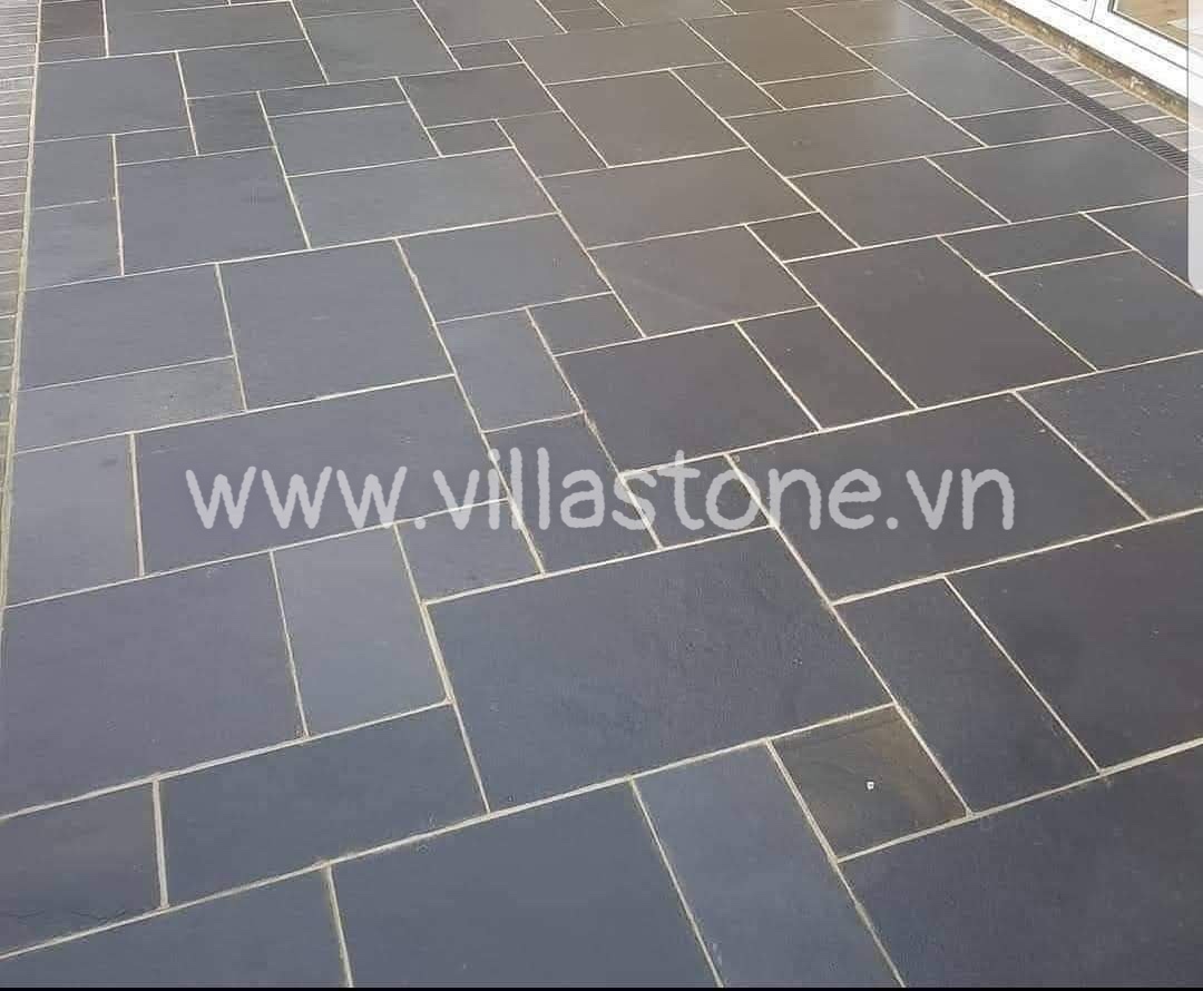 Absolute Black Arena