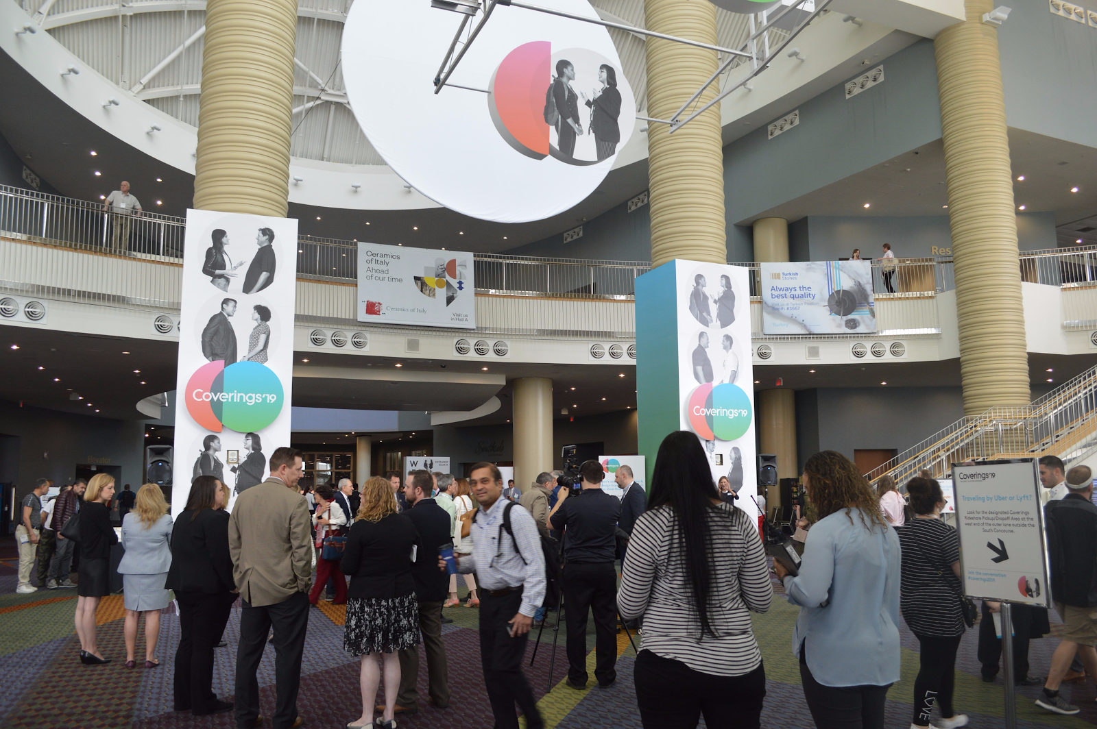 Đối tác của Villastone tham gia Coverings 2019